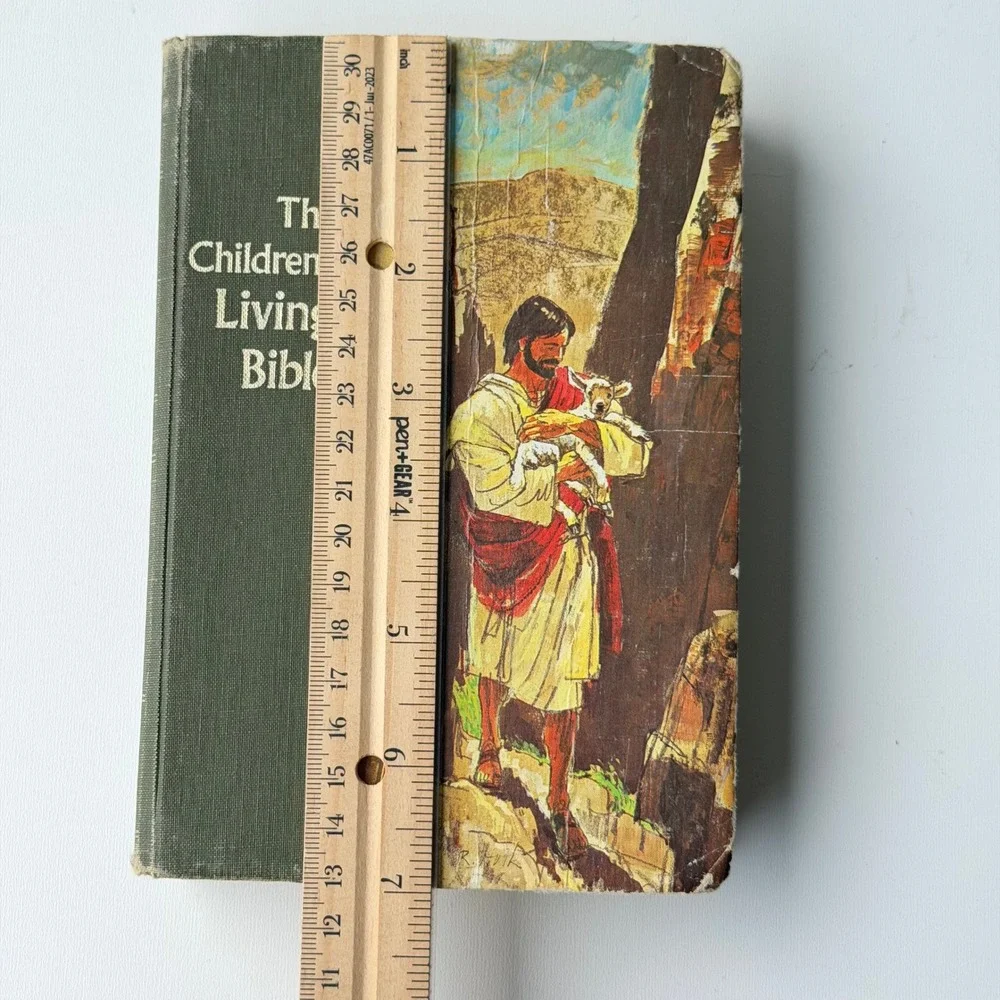 The Children's Living Bible Green Vintage 1972 Tyndale Paraphrased Illustrated